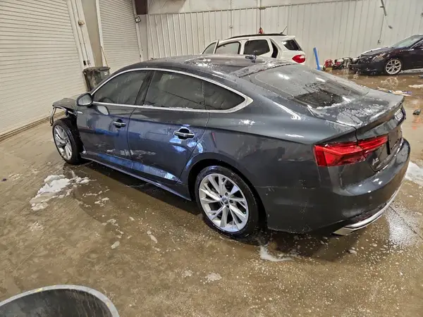 WAUCNCF55LA009985 2020 AUDI A5 - Image 2