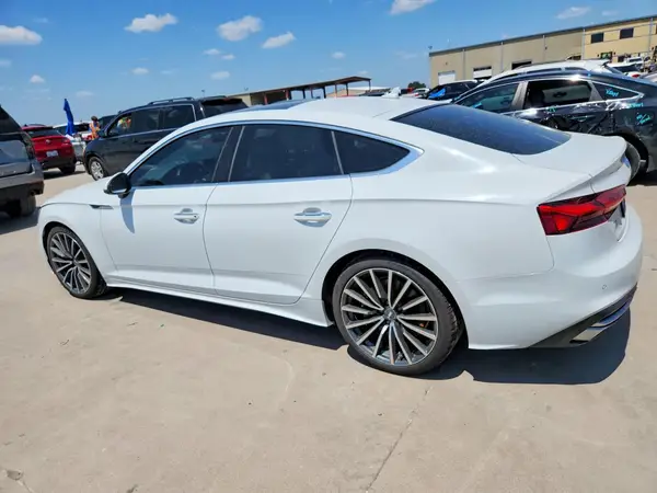 WAUCNCF57LA003086 2020 AUDI A5 - Image 2