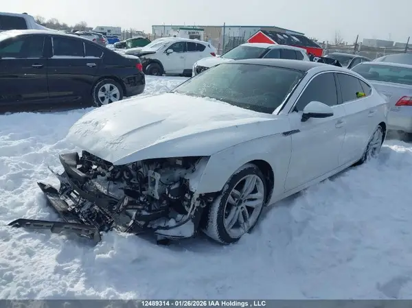 WAUCNCF58JA007208 2018 AUDI A5 - Image 2