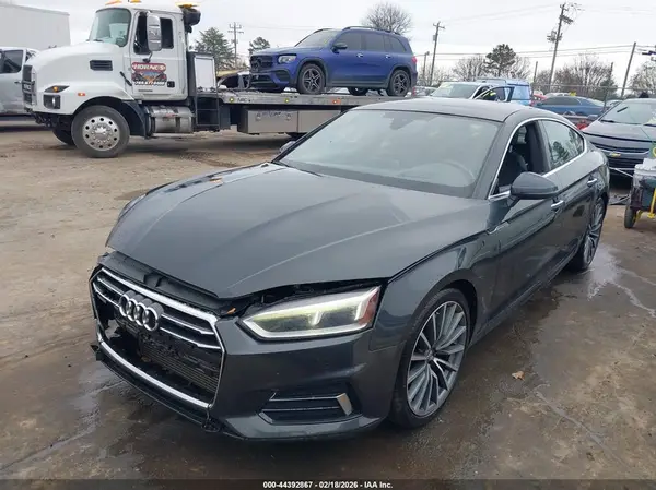 WAUCNCF59JA131374 2018 AUDI A5 - Image 2