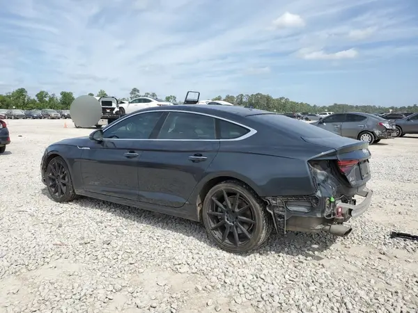 WAUCNCF5XJA018579 2018 AUDI A5 - Image 2