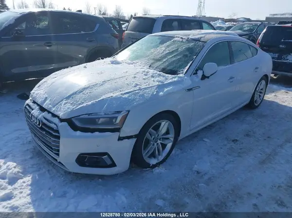 WAUCNCF5XJA070522 2018 AUDI A5 - Image 2