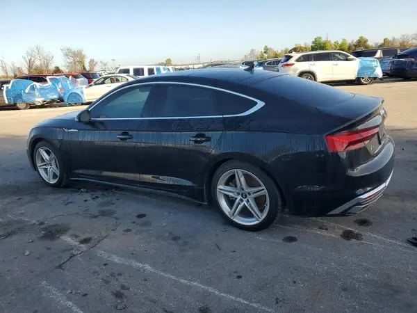 WAUDACF50MA040143 2021 AUDI A5 - Image 2