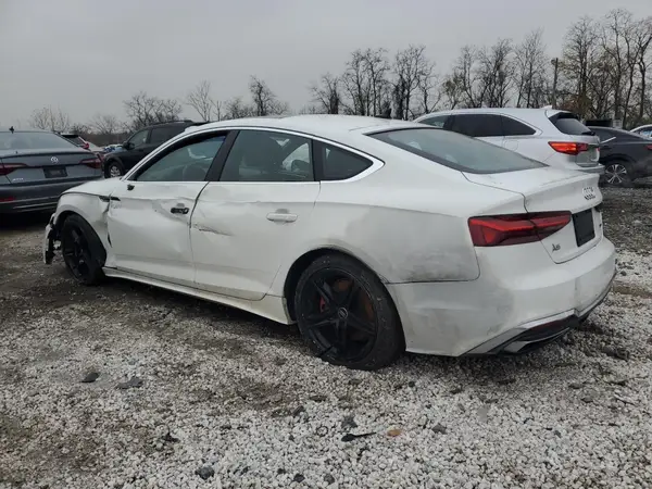 WAUDACF51MA015932 2021 AUDI A5 - Image 2
