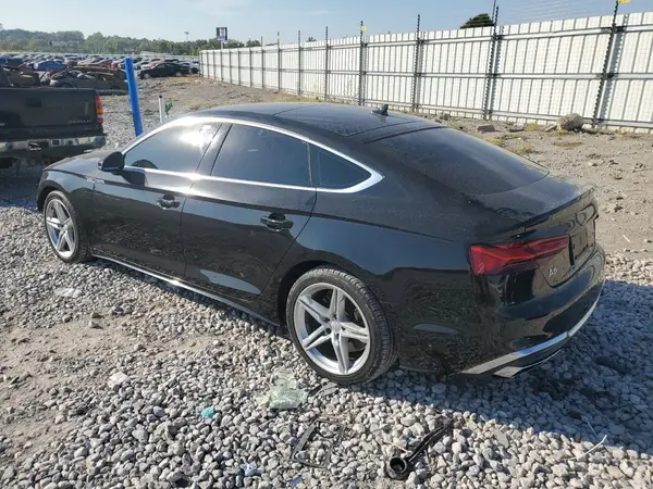 WAUDACF51MA016952 2021 AUDI A5 - Image 2