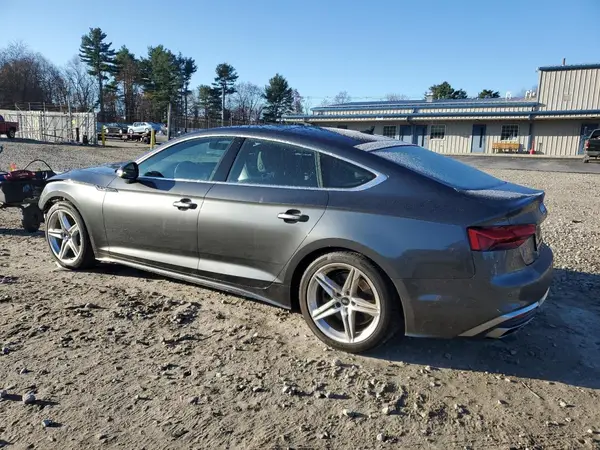 WAUDACF52MA040273 2021 AUDI A5 - Image 2