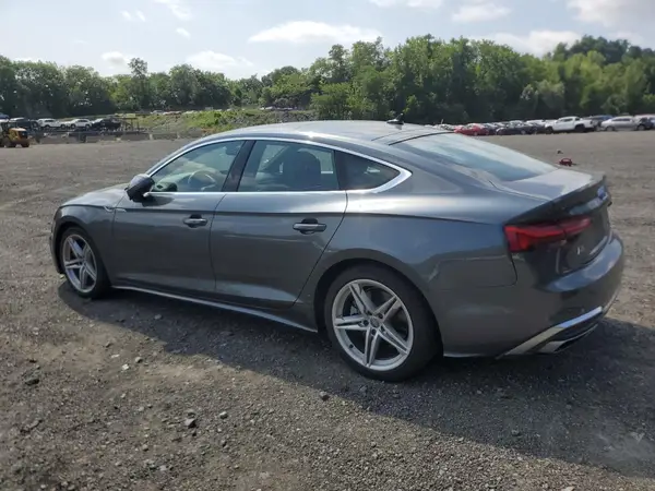 WAUDACF54MA011888 2021 AUDI A5 - Image 2