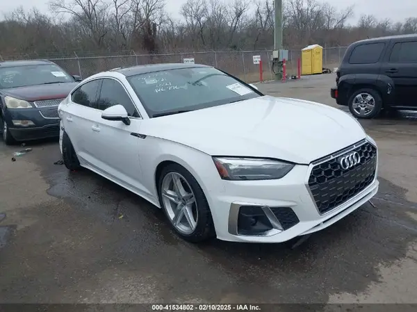 WAUDACF54MA016976 2021 AUDI A5 - Image 1