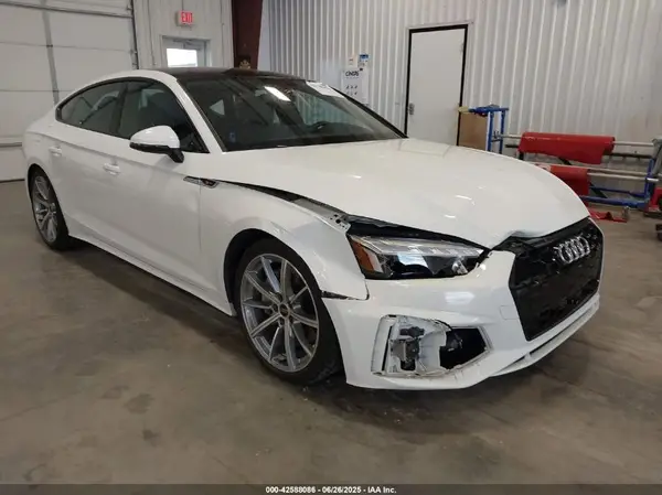 WAUDACF54SA004758 2025 AUDI A5 - Image 1