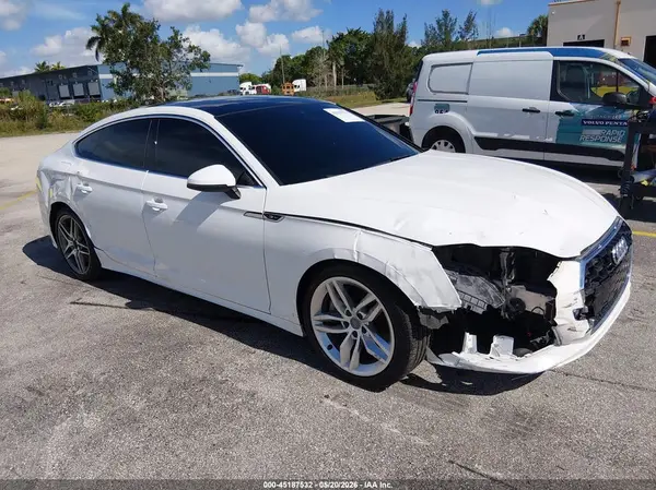 WAUDACF55MA059366 2021 AUDI A5 - Image 1