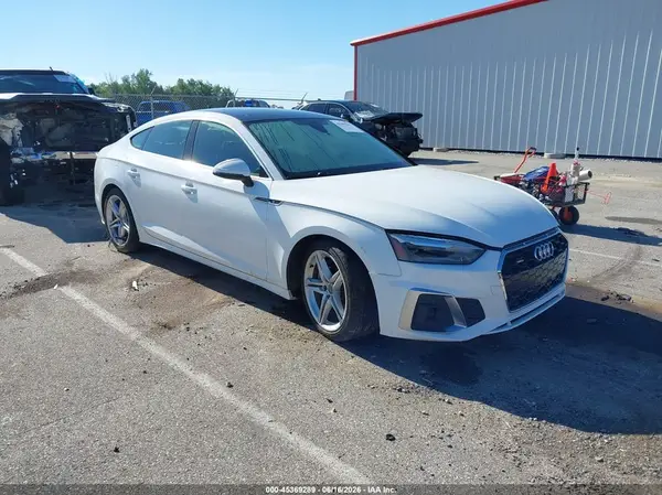 WAUDACF57MA014798 2021 AUDI A5 - Image 1