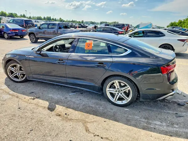 WAUDACF59MA046216 2021 AUDI A5 - Image 2