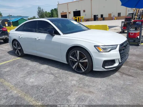 WAUDFBF22NN020181 2022 AUDI S6