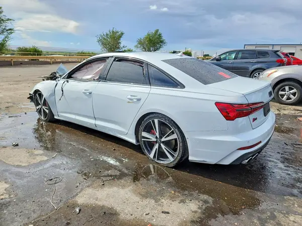 WAUDFBF2XNN019568 2022 AUDI S6 - Image 2