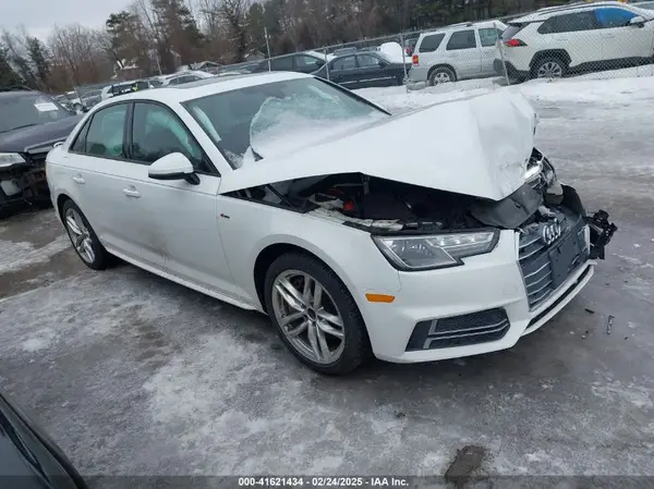 WAUDNAF40HN056342 2017 AUDI A4 - Image 1