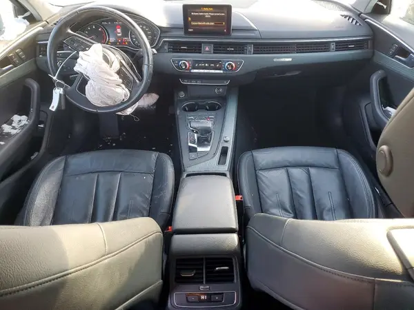 WAUDNAF40JA043197 2018 AUDI A4 - Image 8