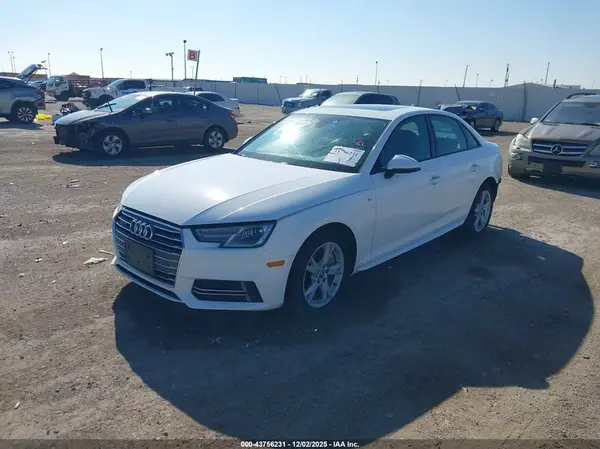 WAUDNAF40JA169852 2018 AUDI A4 - Image 2