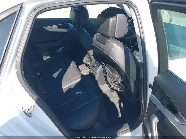 WAUDNAF40JA169852 2018 AUDI A4 - Image 8