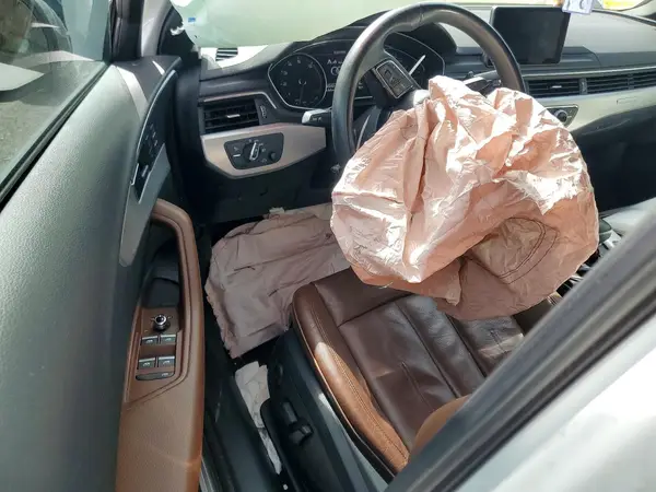 WAUDNAF40JN010015 2018 AUDI A4 - Image 8
