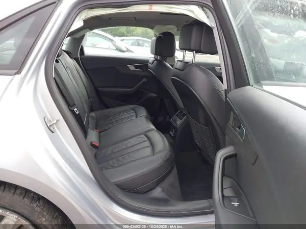 WAUDNAF41JA190208 2018 AUDI A4 - Image 8