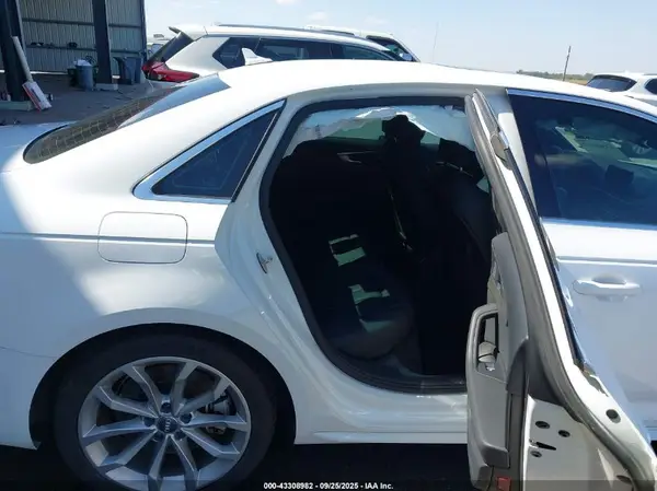 WAUDNAF41KN018478 2019 AUDI A4 - Image 8
