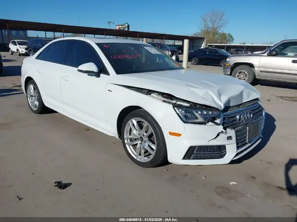 WAUDNAF42HN057377 2017 AUDI A4 - Image 1