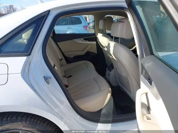 WAUDNAF42JA023470 2018 AUDI A4 - Image 8