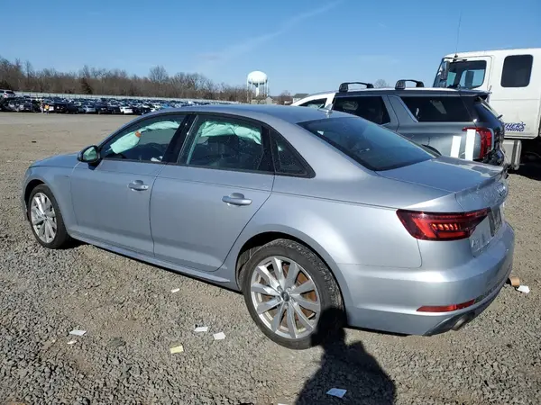 WAUDNAF42JA060275 2018 AUDI A4 - Image 2