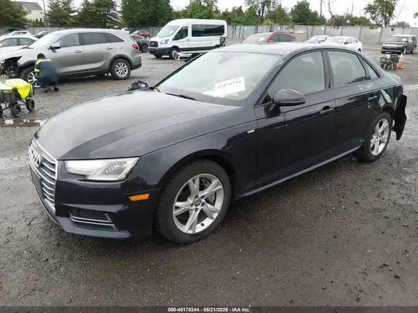 WAUDNAF42JA131748 2018 AUDI A4 - Image 2