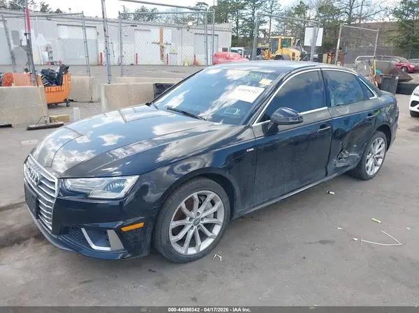 WAUDNAF42KA036656 2019 AUDI A4 - Image 2