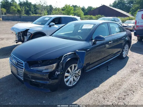 WAUDNAF43JA068899 2018 AUDI A4 - Image 2