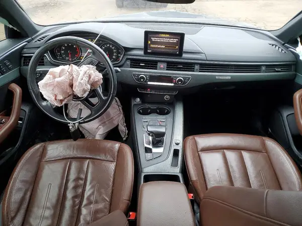 WAUDNAF43JA092149 2018 AUDI A4 - Image 8
