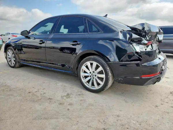 WAUDNAF43JA131046 2018 AUDI A4 - Image 2