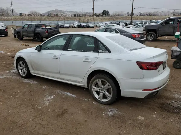 WAUDNAF43JA223564 2018 AUDI A4 - Image 2
