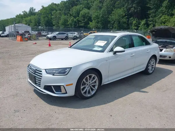 WAUDNAF43KA040733 2019 AUDI A4 - Image 2