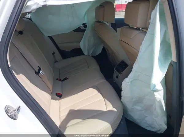 WAUDNAF43KA040733 2019 AUDI A4 - Image 8