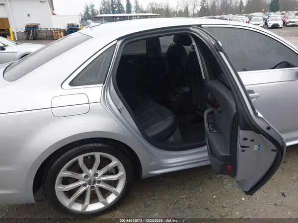 WAUDNAF43KA057158 2019 AUDI A4 - Image 8