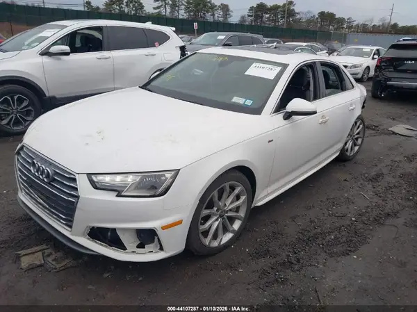 WAUDNAF43KN020068 2019 AUDI A4 - Image 2