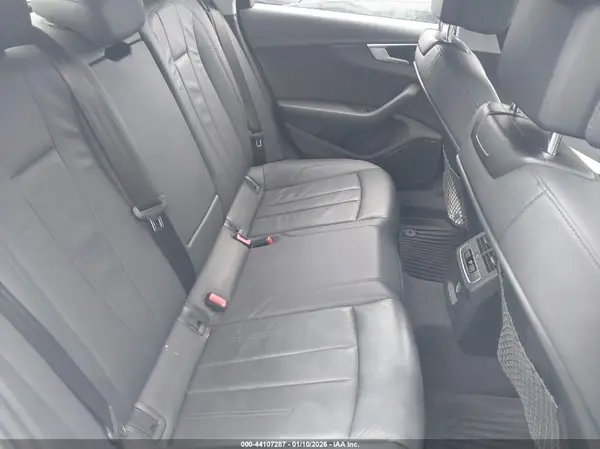 WAUDNAF43KN020068 2019 AUDI A4 - Image 8