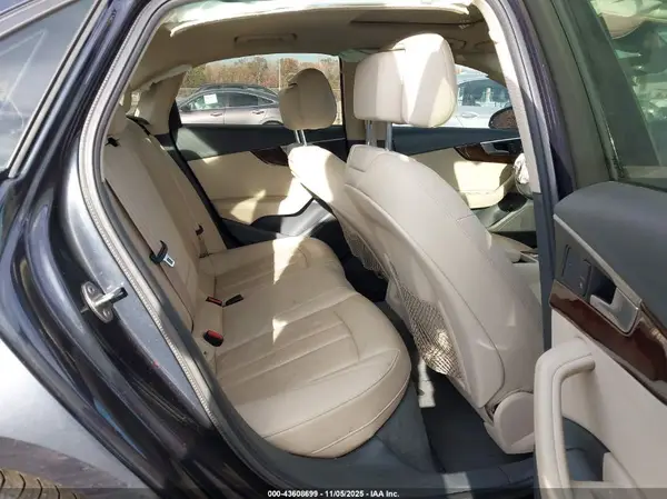 WAUDNAF44JA054784 2018 AUDI A4 - Image 8