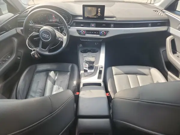 WAUDNAF44JA076879 2018 AUDI A4 - Image 8