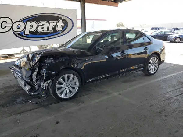 WAUDNAF45JN009698 2018 AUDI A4 - Image 1