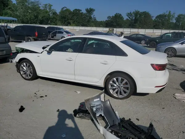 WAUDNAF45JN016859 2018 AUDI A4 - Image 2