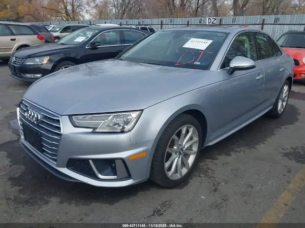 WAUDNAF45KA037431 2019 AUDI A4 - Image 2