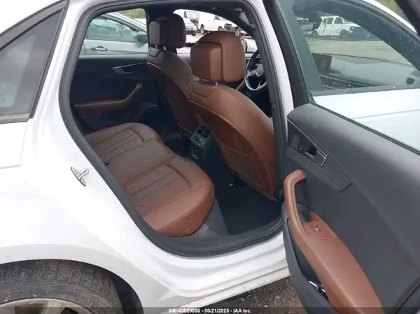 WAUDNAF46JA043284 2018 AUDI A4 - Image 8