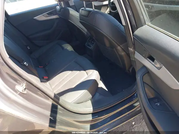 WAUDNAF46JN018099 2018 AUDI A4 - Image 8