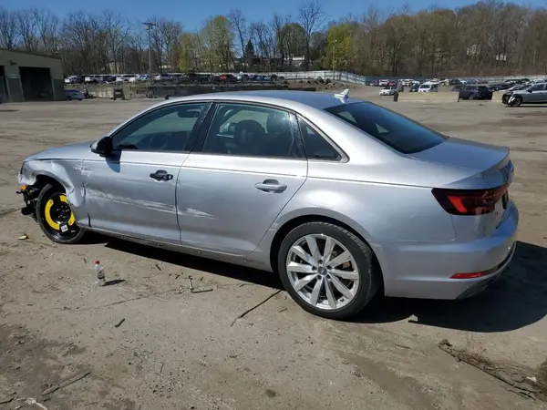 WAUDNAF47JA043410 2018 AUDI A4 - Image 2