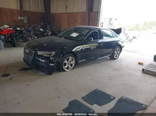 WAUDNAF47JA059980 2018 AUDI A4 - Image 2