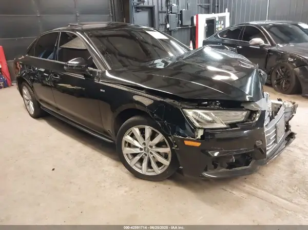 WAUDNAF47JA092056 2018 AUDI A4 - Image 1