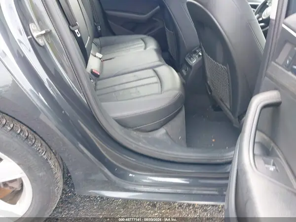 WAUDNAF48KA030439 2019 AUDI A4 - Image 8